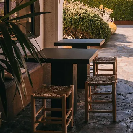 Llane Petit Hotel Cadaqués