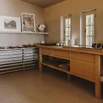 Llane Petit Hotel