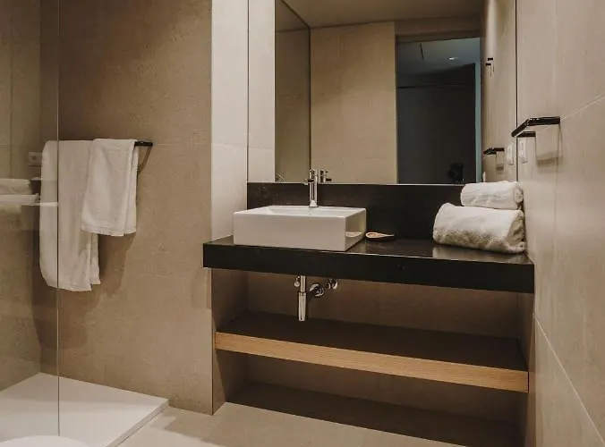 リャネ プティ ホテル 3*